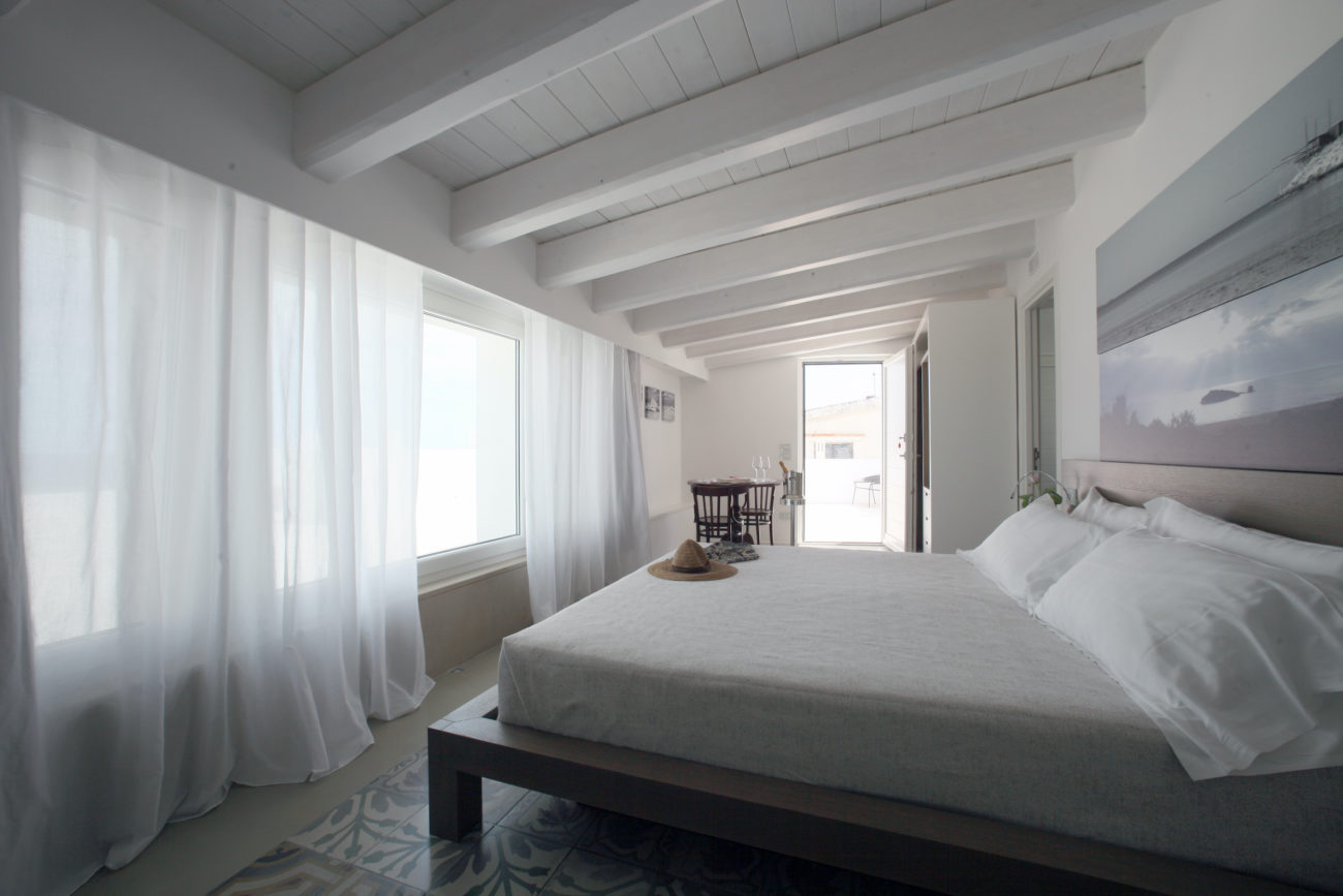 La Sperduta, double suite with private terrace and jacuzzi at the B&B Dimora del Dragone in Vieste